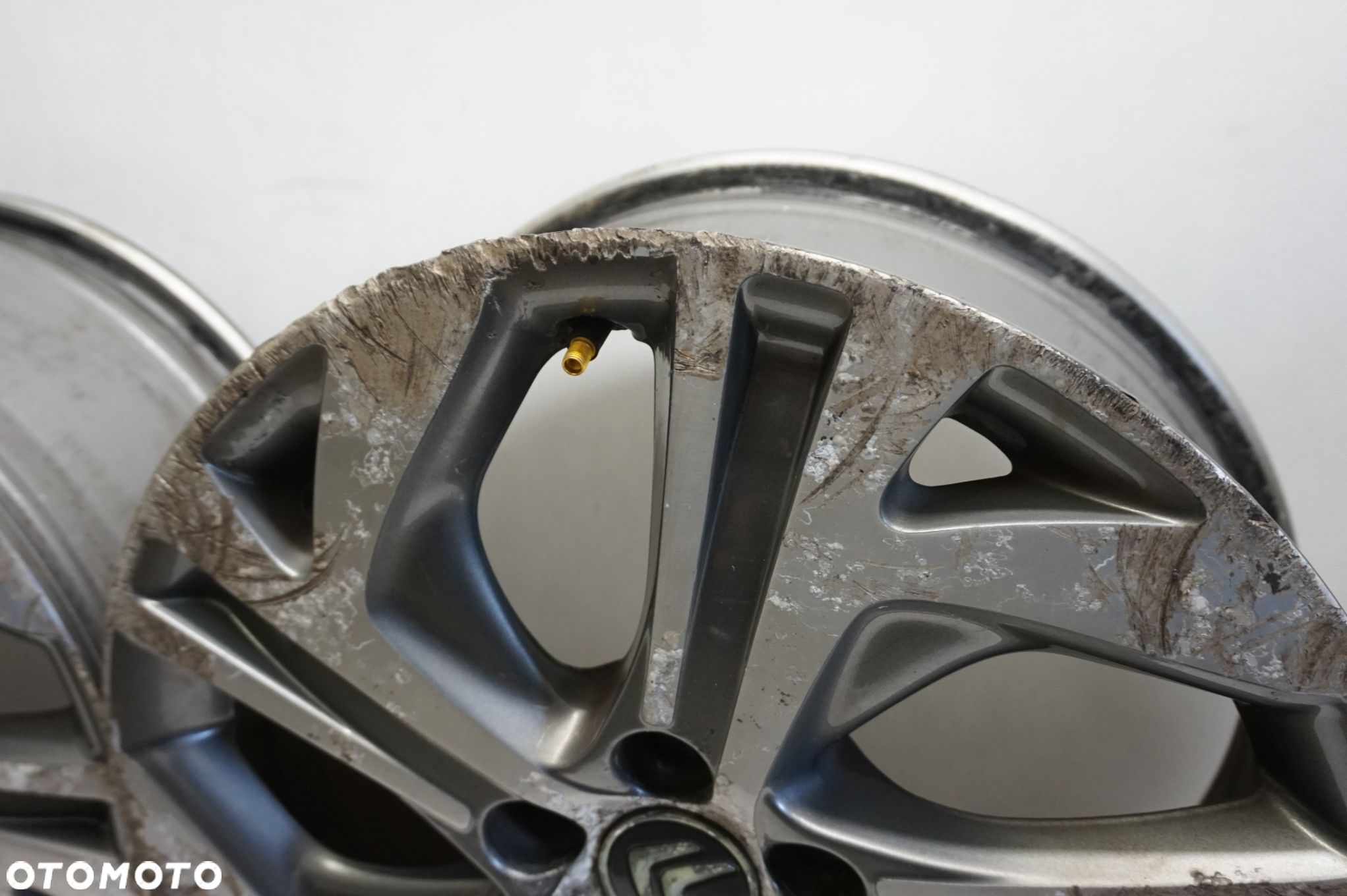 ALUFELGI C4 PICASSO 9677090177 7.0"x17" 5x108 ET50 - 4