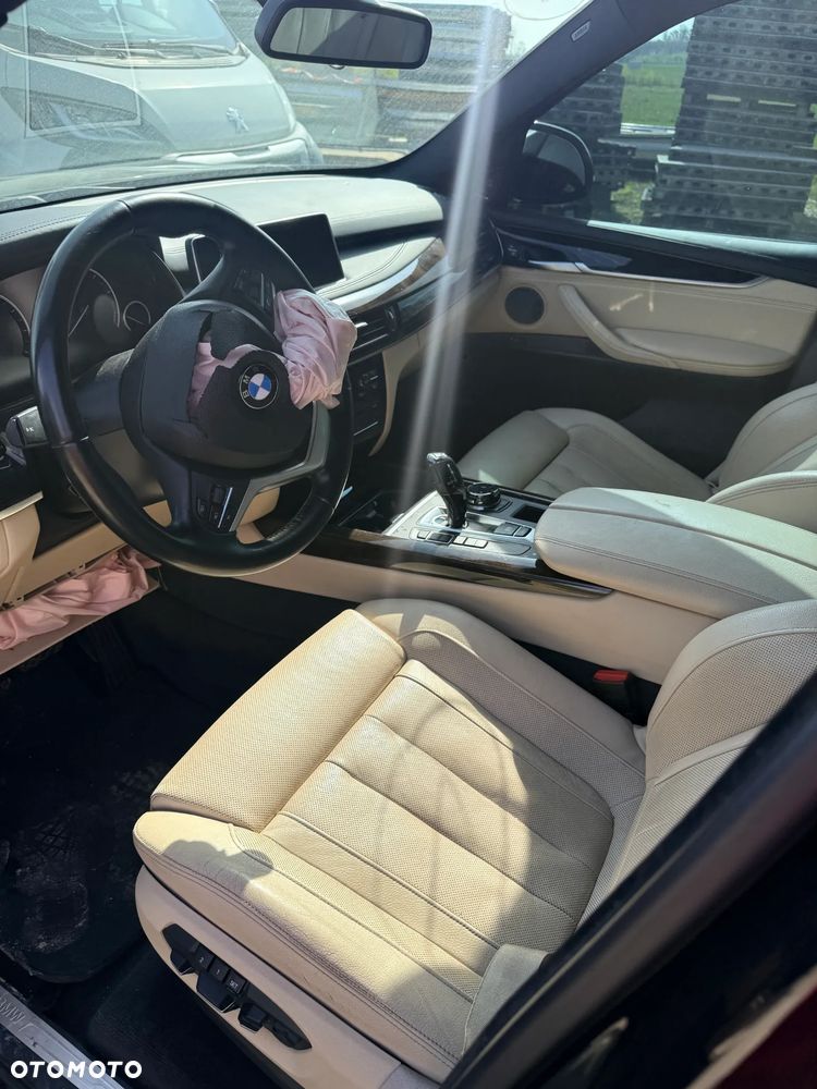 BMW X5 xDrive50i Sport-Aut - 9