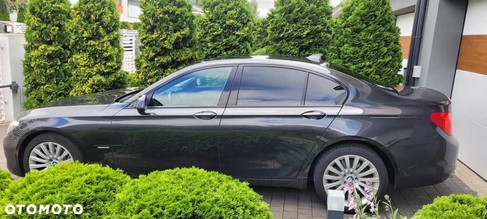 BMW Seria 7 730d Blue Performance - 4