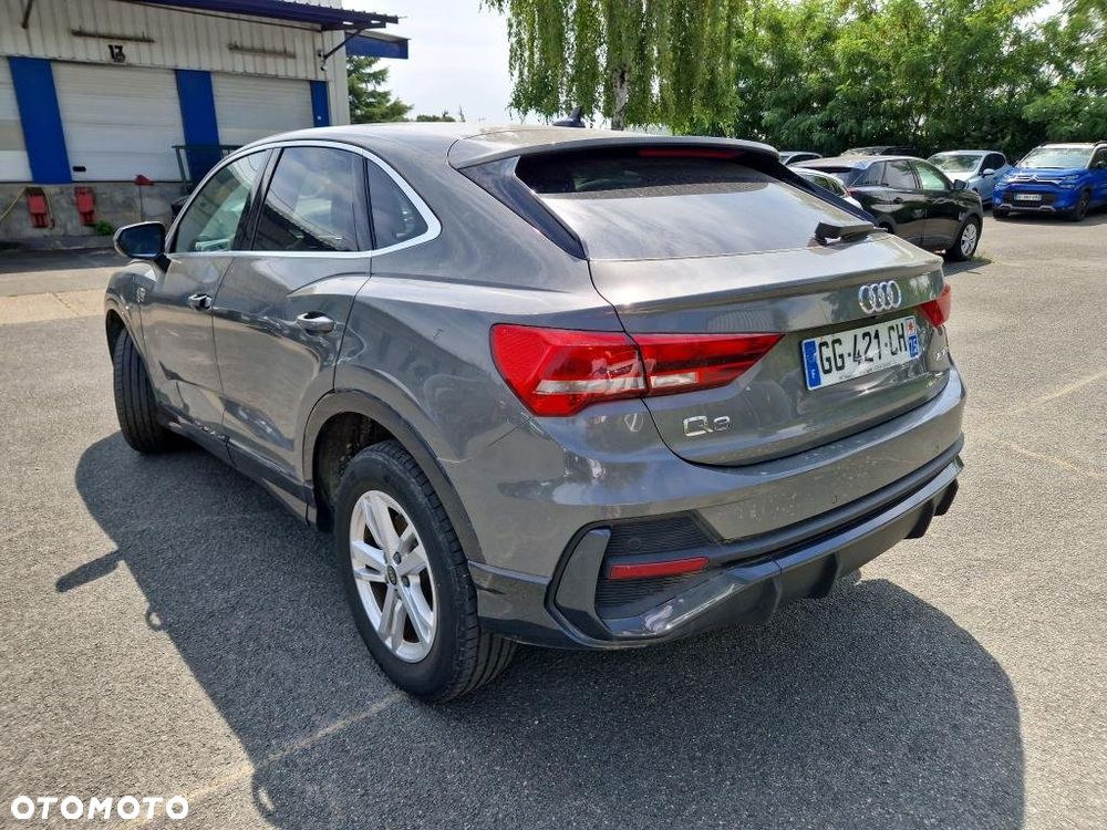 Audi Q3 45 TFSIe S tronic - 12