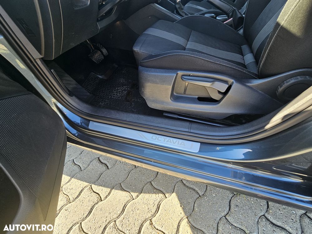 Skoda Octavia 2.0 TDI DSG Style - 10