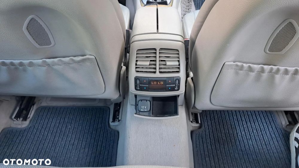 Mercedes-Benz Klasa E 320 CDI 4-Matic Avantgarde - 6