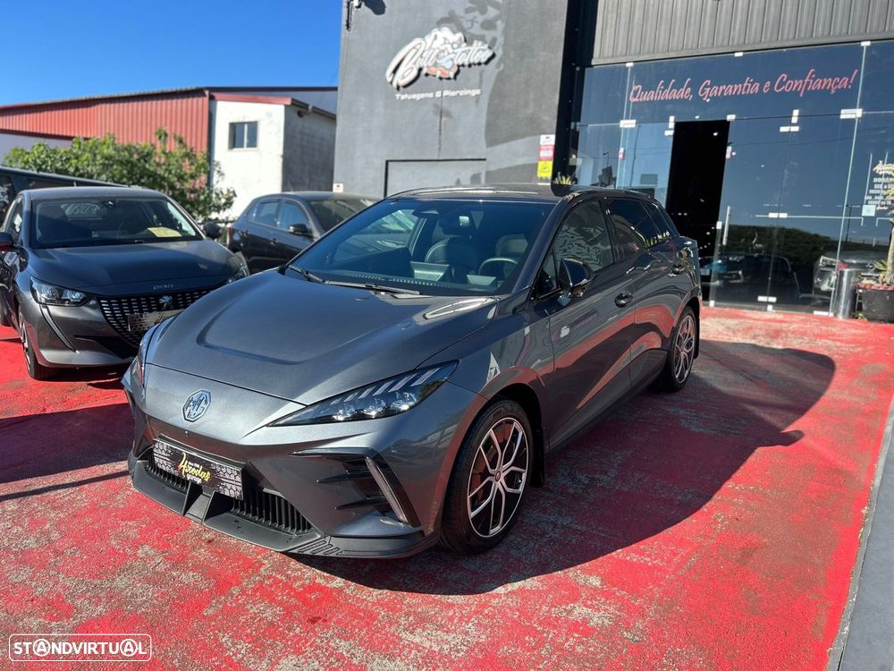 MG MG4 64 kWh Luxury - 6