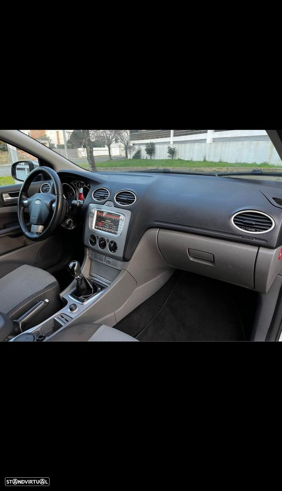 Ford Focus SW 1.6 TDCi Trend - 10