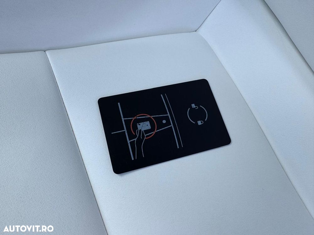 Tesla Model Y AWD Performance - 6