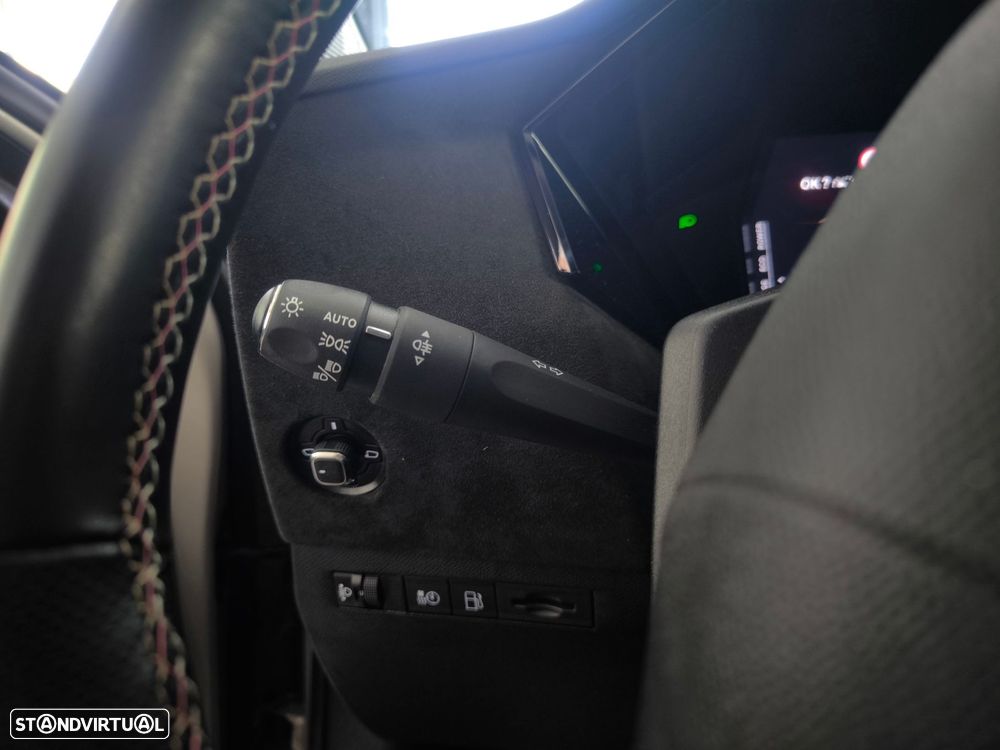 DS DS4 E-Tense Performance Line EAT8 - 19