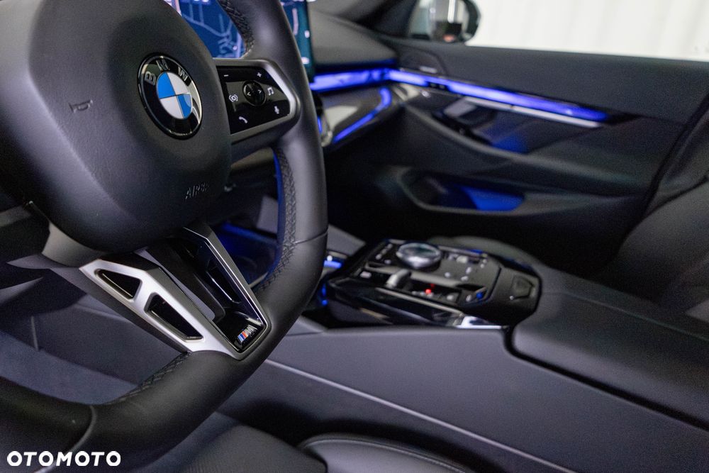 BMW Seria 5 - 21