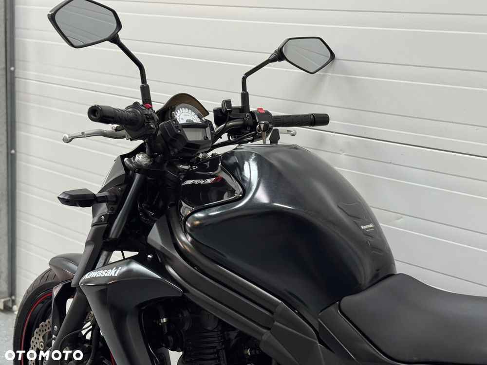 Kawasaki ER - 15
