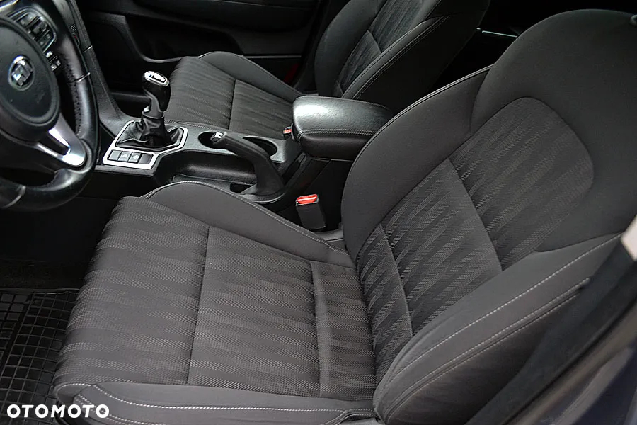 Kia Sportage 1.6 GDI L 2WD - 14