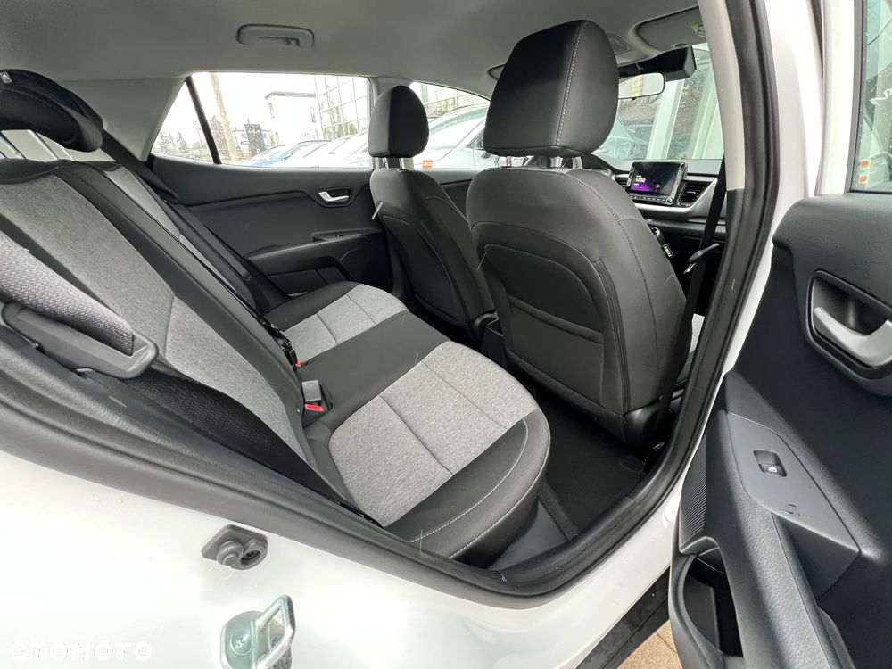 Kia Stonic 1.0 T-GDI M - 24
