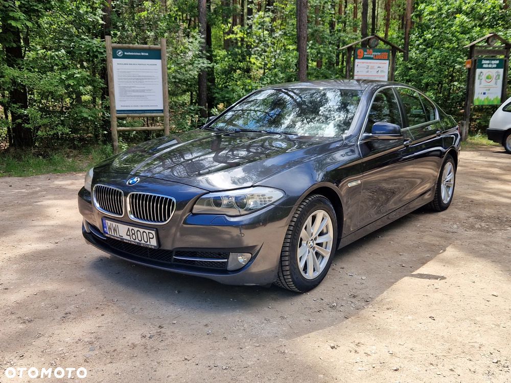 BMW Seria 5 520d Luxury Line - 3