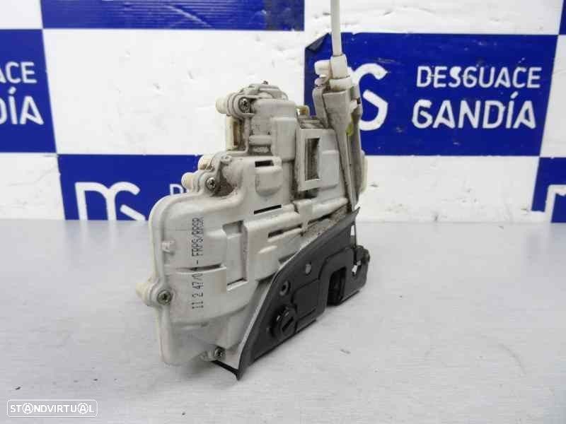 FECHADURA PORTA TRASEIRA ESQUERDA AUDI A4 AVANT 2005 -8E0839015AA - 2