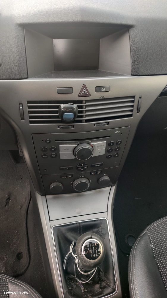 Opel Astra 1.7 CDTI Cosmo - 4