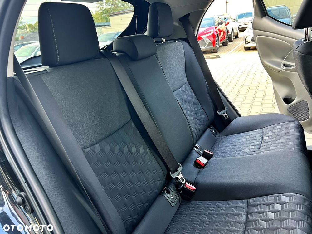 Toyota Yaris Hybrid 1.5 Style - 17