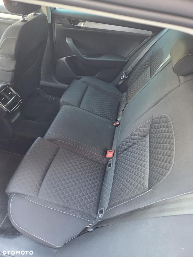 Skoda Superb 1.5 TSI Ambition DSG - 20