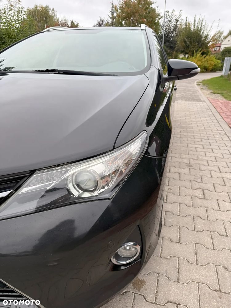 Toyota Auris 2.0 D-4D Executive - 23