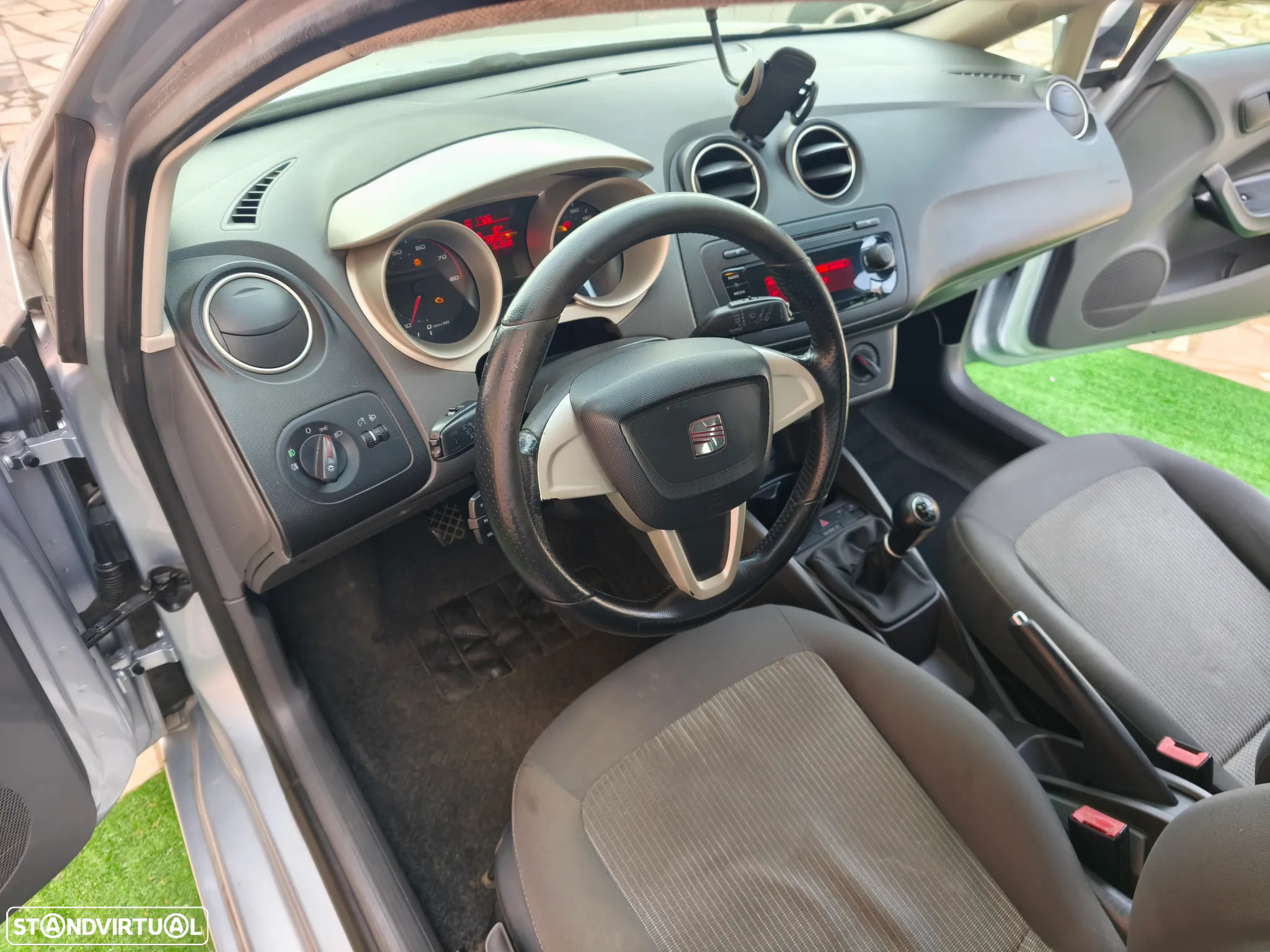 SEAT Ibiza ST 1.2 12V Reference - 9