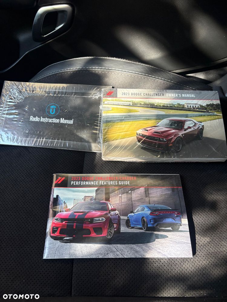 Dodge Challenger 6.4 Scat Pack - 28