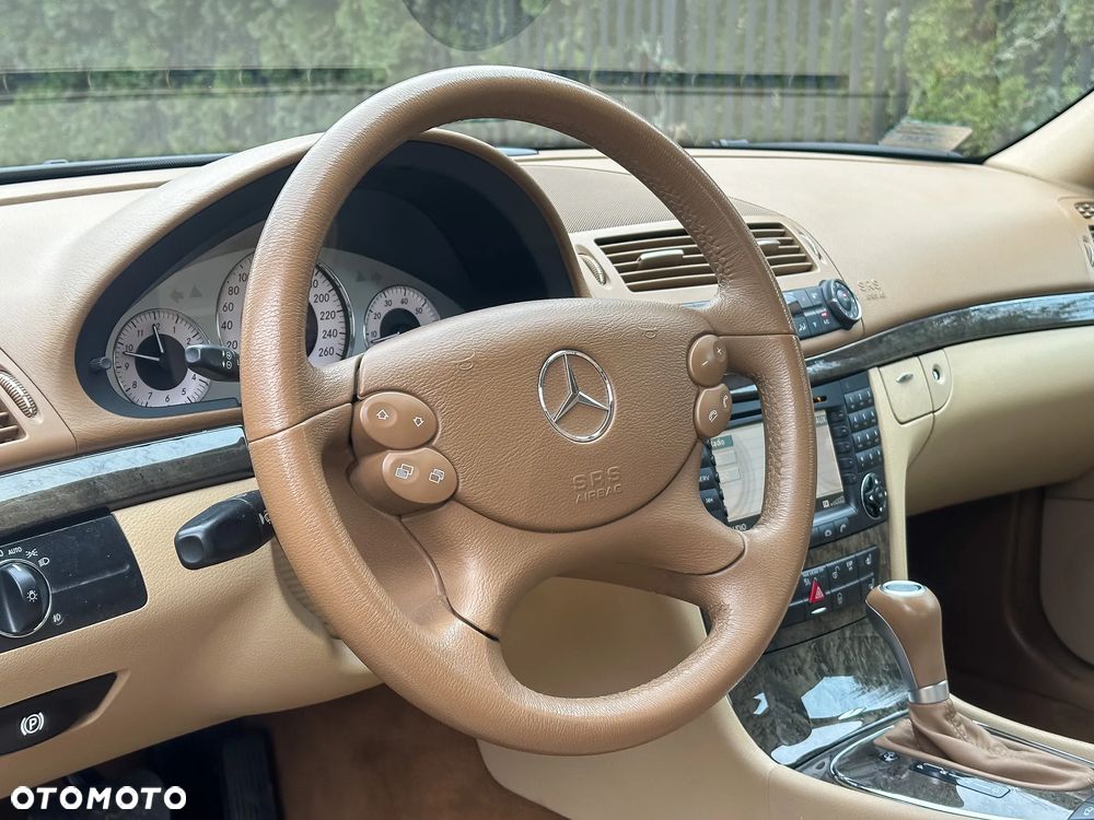 Mercedes-Benz Klasa E 500 4Matic Automatik Avantgarde - 4