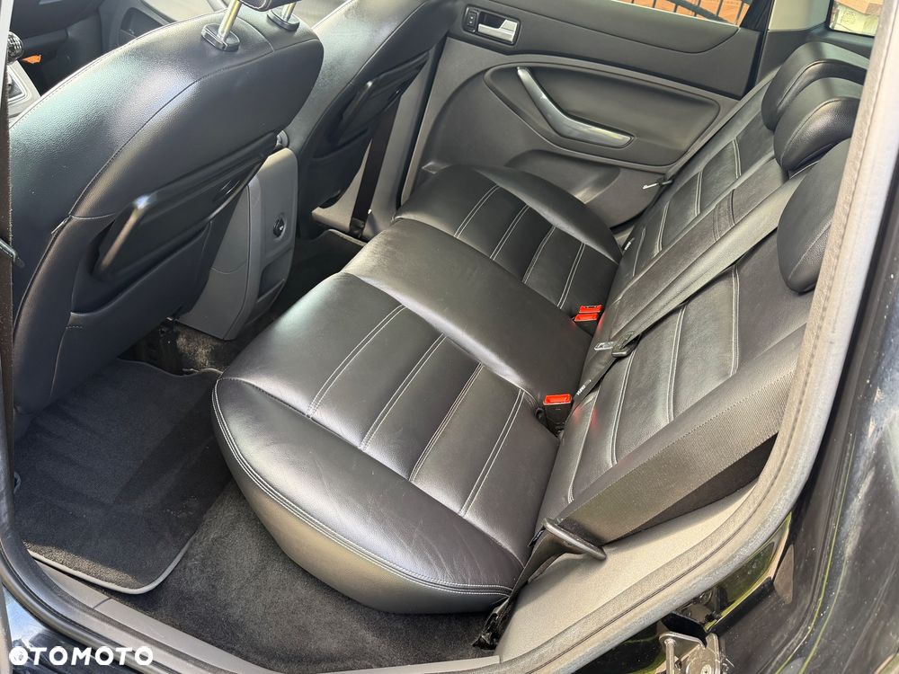 Ford Kuga 2.0 TDCi 4x4 Individual - 22