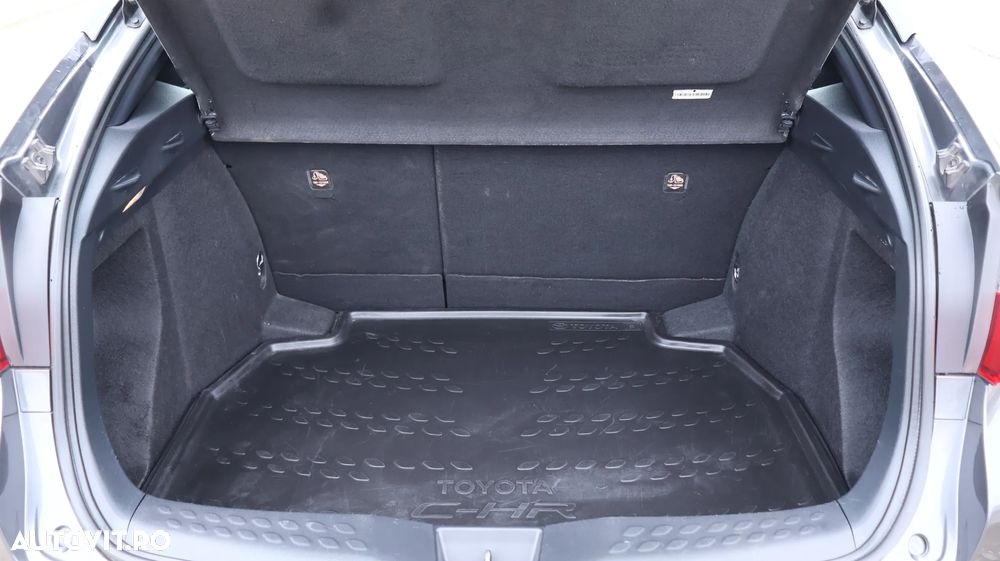 Toyota C-HR Business-Edition - 36