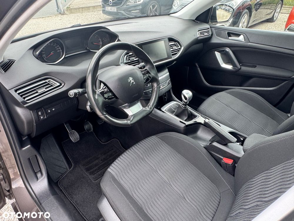 Peugeot 308 BlueHDi 120 Stop & Start Business-Line - 18