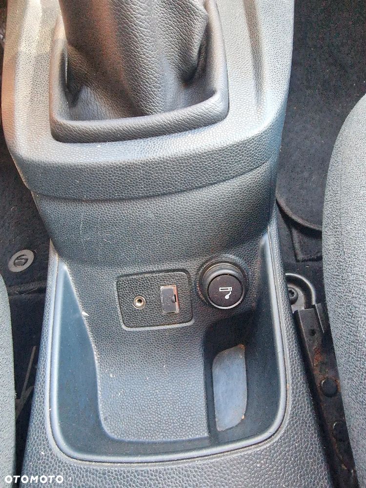 Ford Fiesta - 14