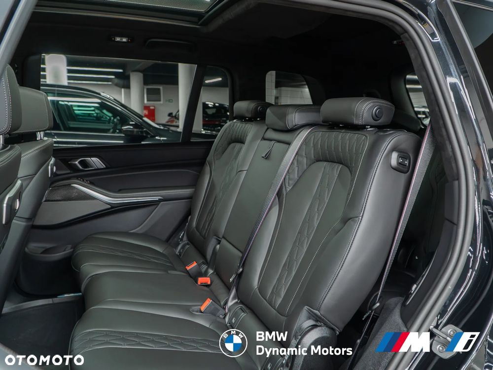 BMW X7 - 27