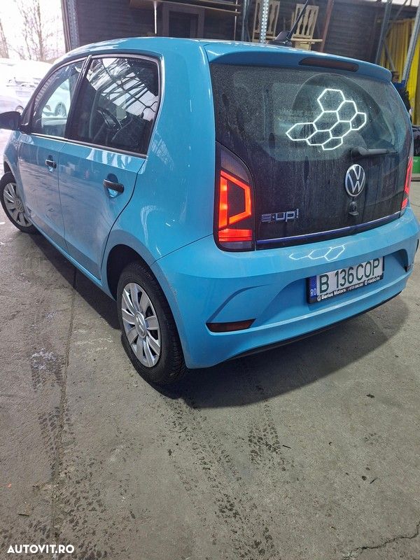 Volkswagen up! 32.3 kWh - 4