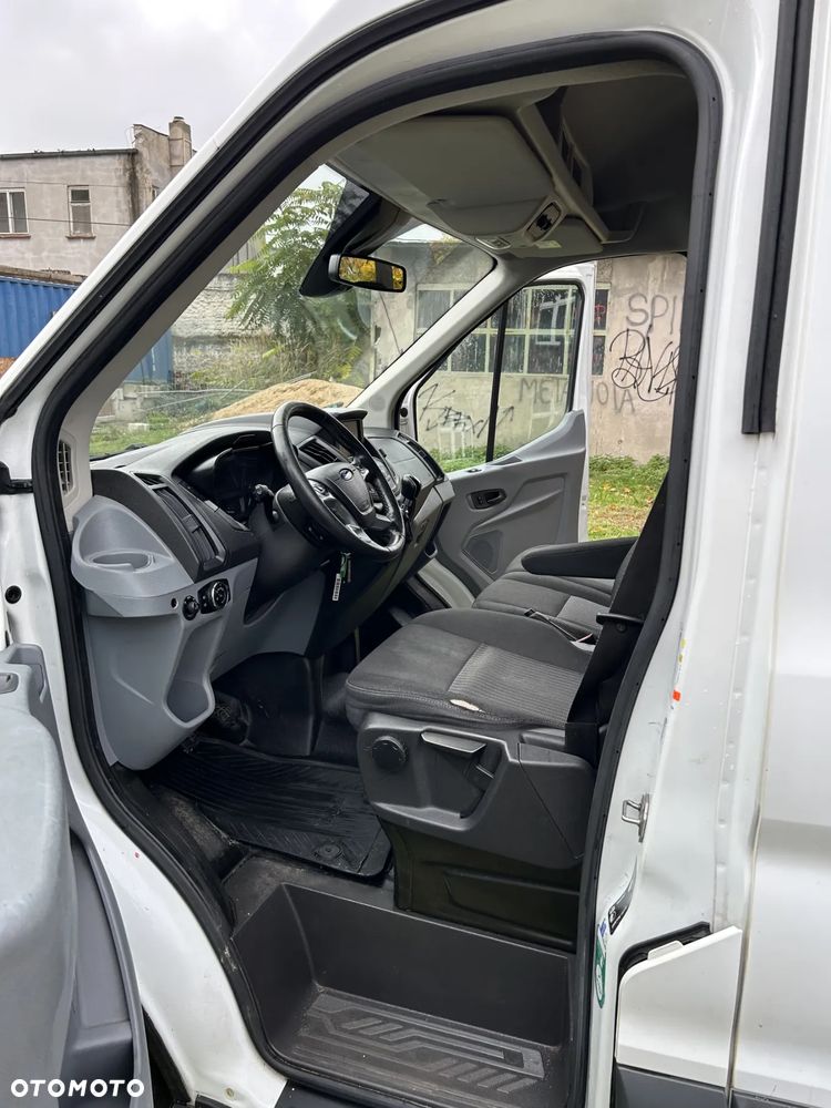 Ford Transit - 38
