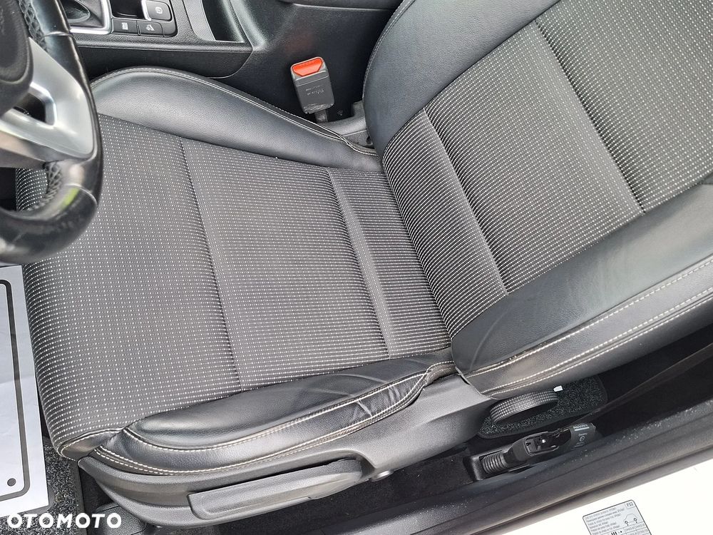 Kia Sportage - 14