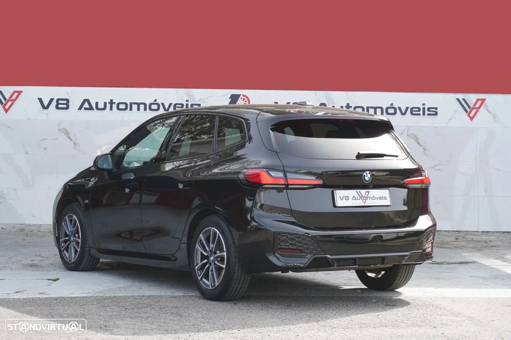 BMW 218 Active Tourer i Pack Desportivo M Auto - 4