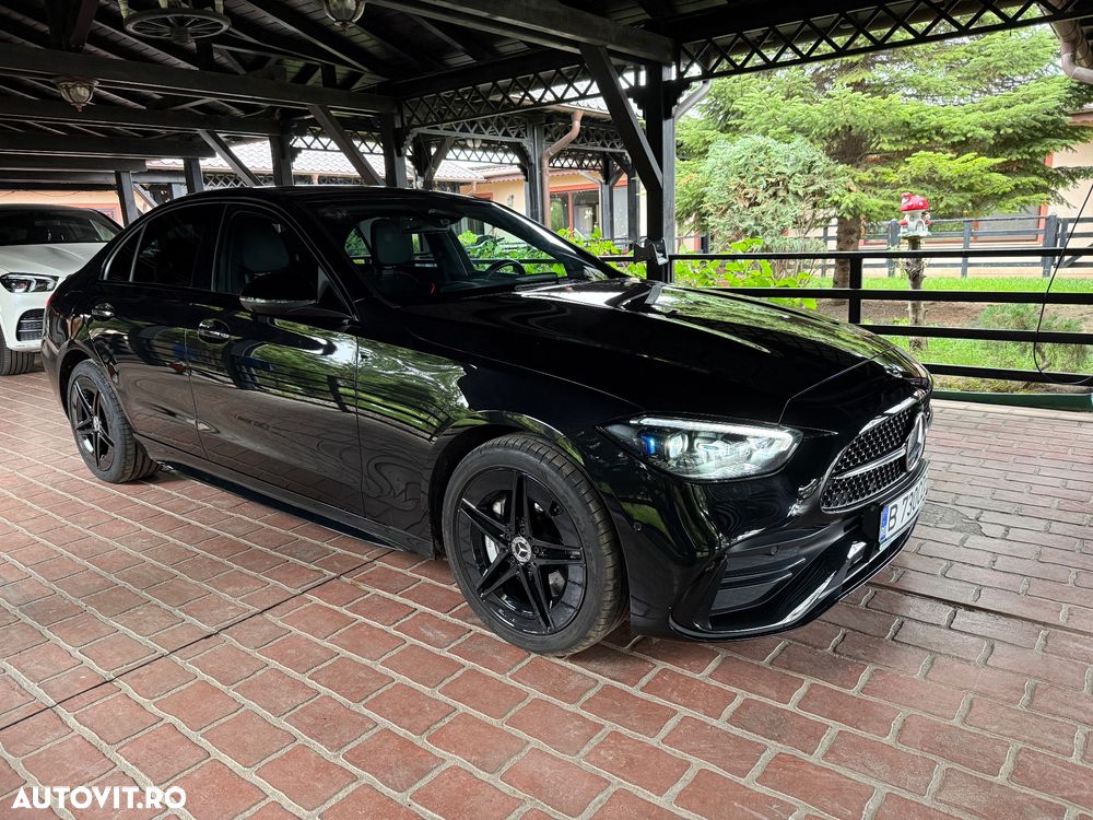 Mercedes-Benz C 300 e T 9G-TRONIC AMG Line - 4