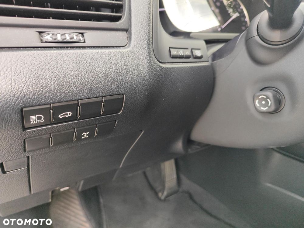 Lexus RX - 11