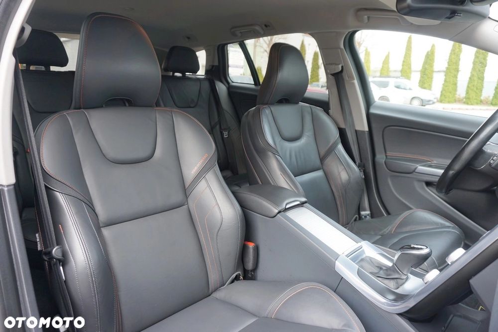 Volvo V60 D4 Drive-E Ocean Race - 34