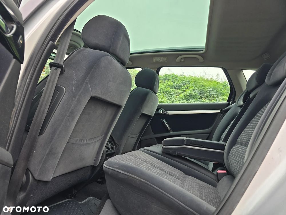 Peugeot 407 2.0 HDi Premium - 20