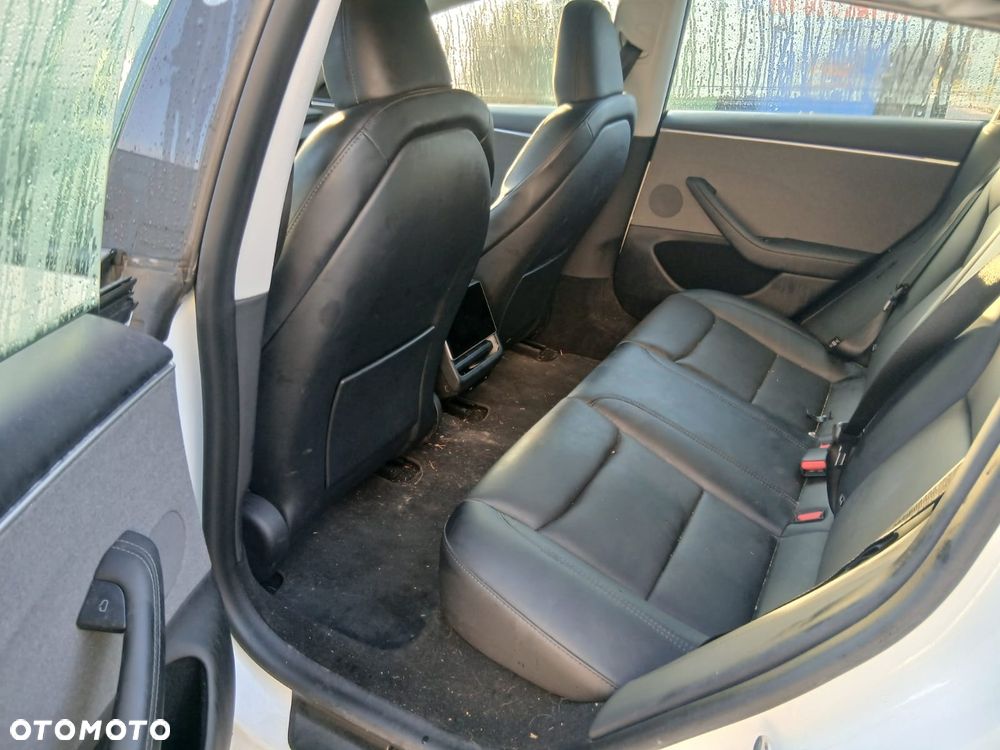 Tesla Model 3 RWD - 22