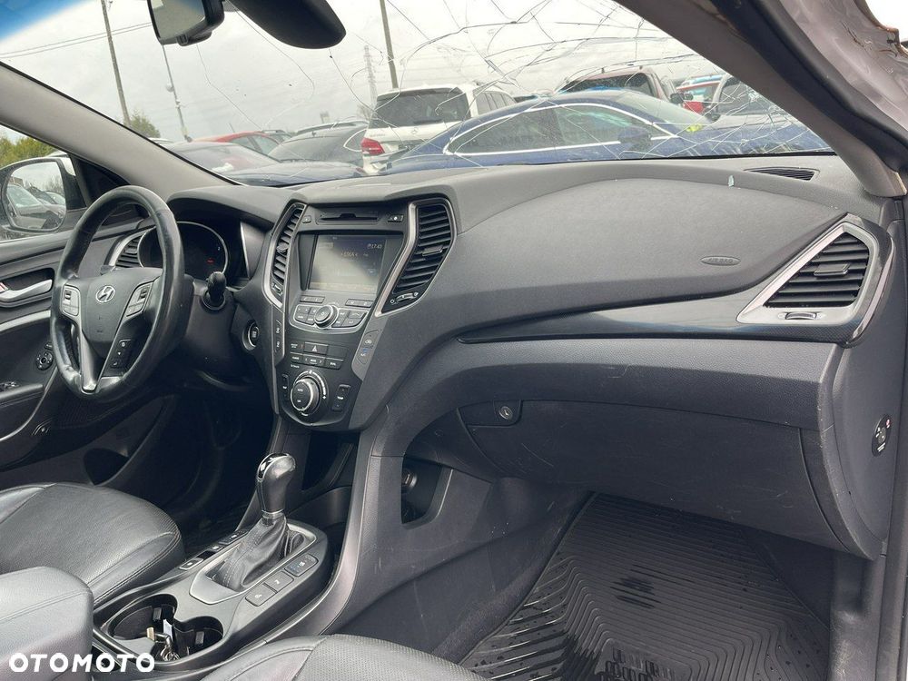 Hyundai Santa Fe 2.2 CRDI 4WD Automatik Premium - 12