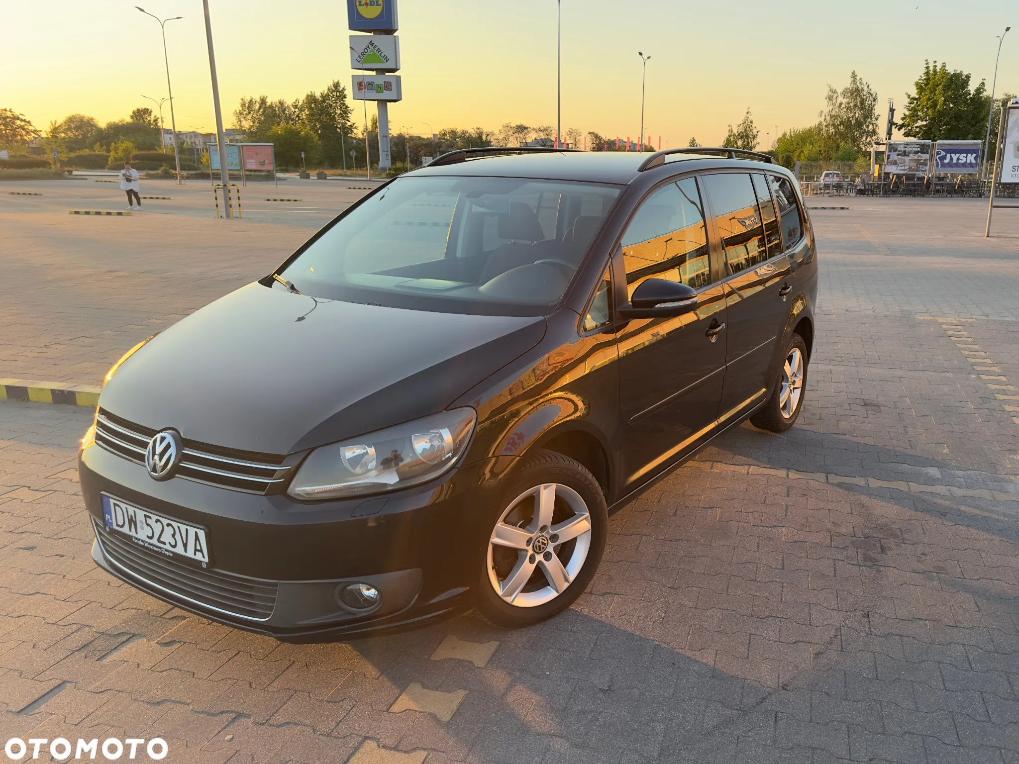 Volkswagen Touran 1.6 TDI DPF BlueMot Trendline - 6