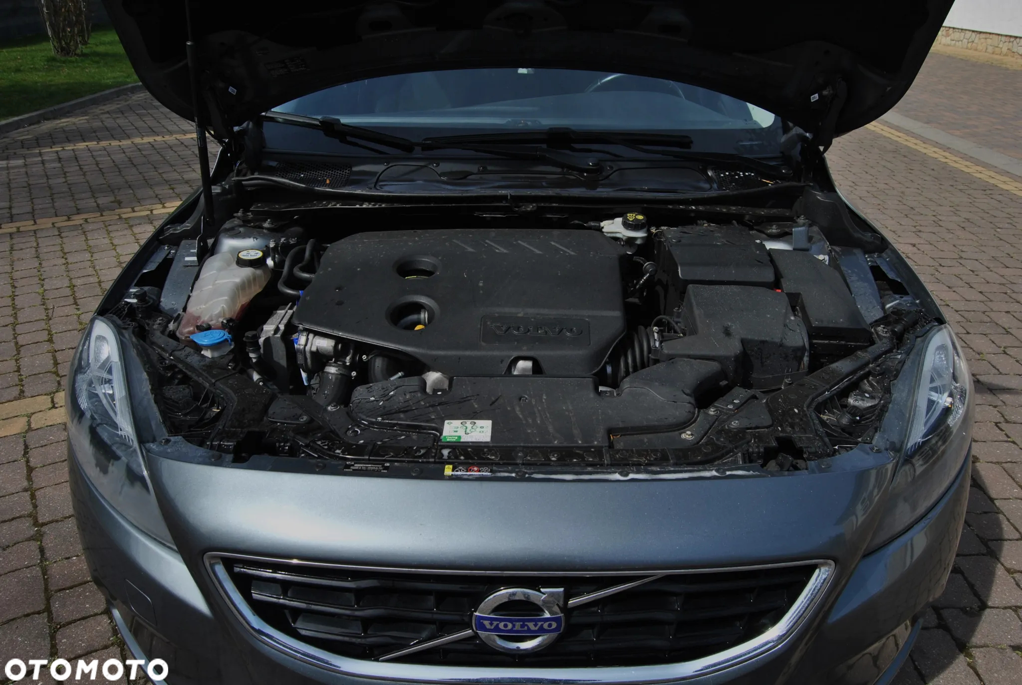 Volvo V40 D2 Summum - 13