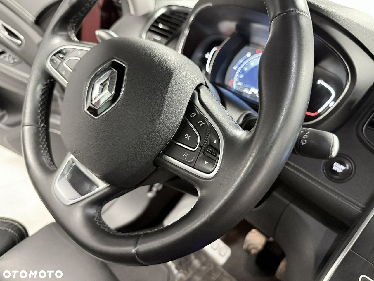 Renault Scenic - 35