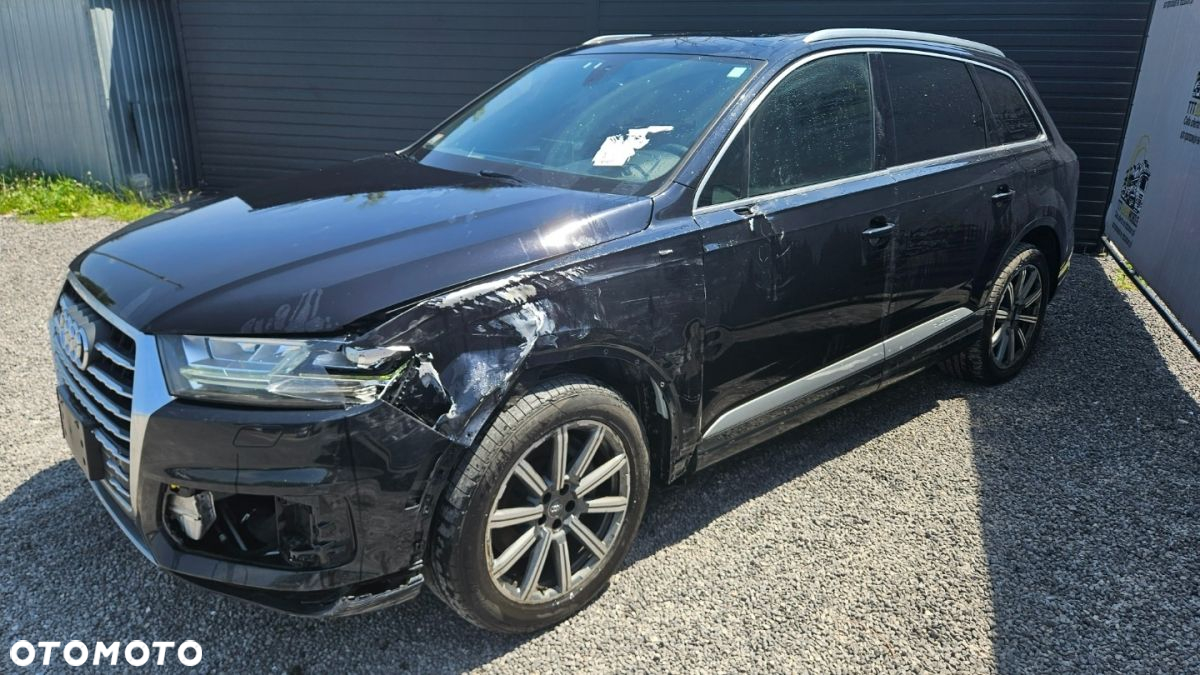 Audi Q7 - 10