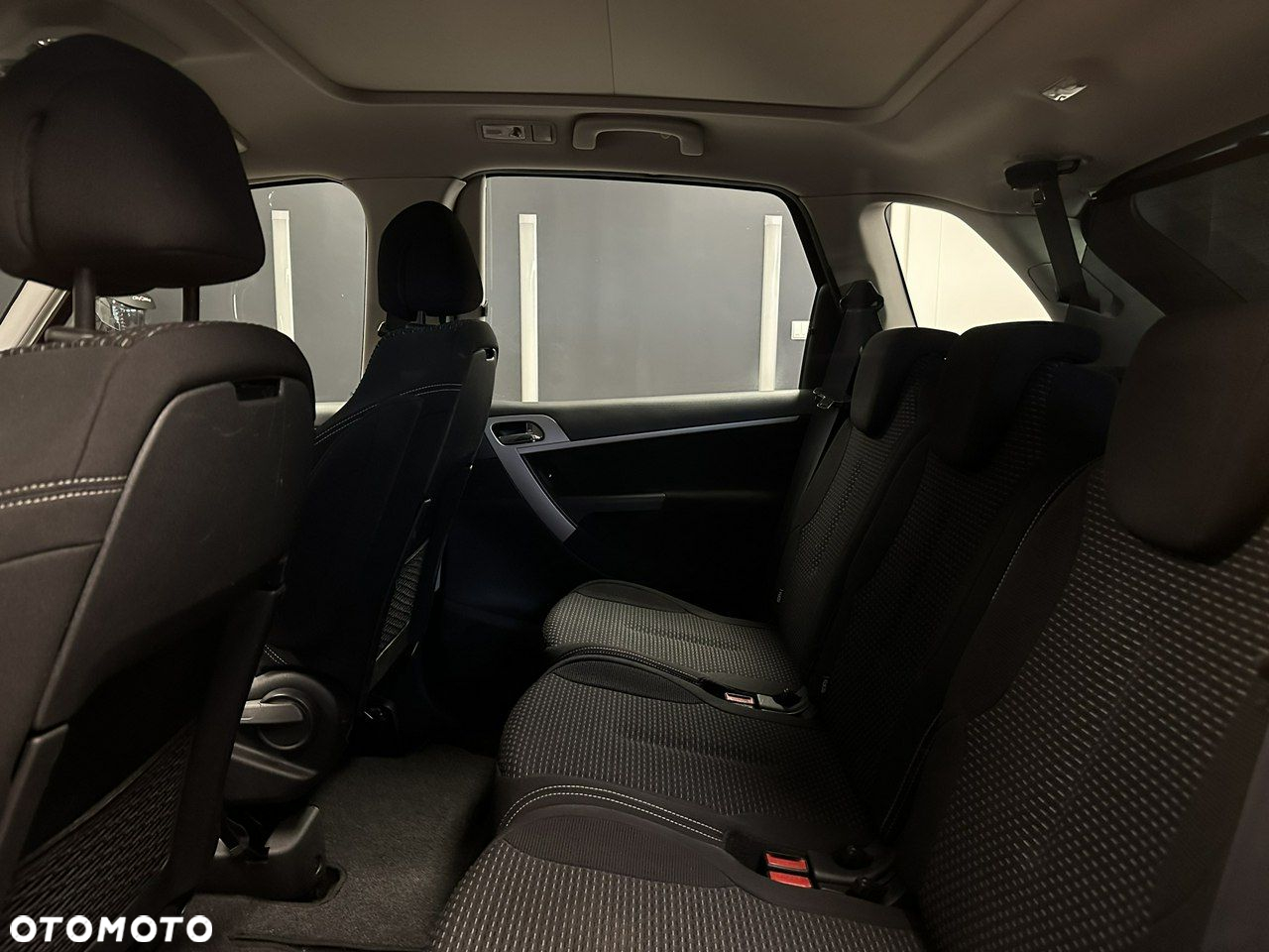 Citroën C4 Picasso - 10