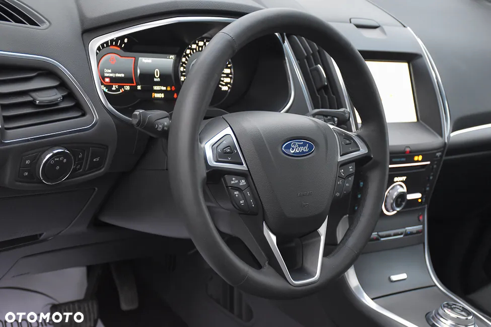Ford S-Max 2.0 EcoBlue Titanium - 24