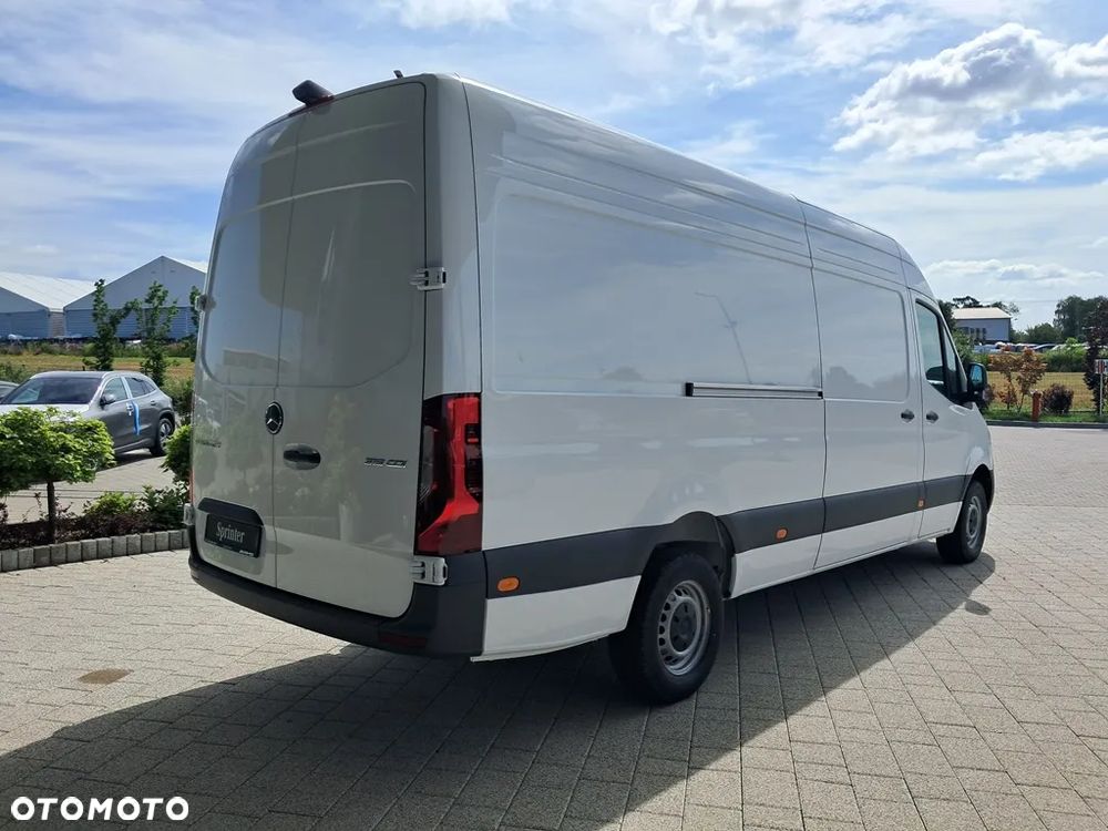 Mercedes-Benz Sprinter - 6