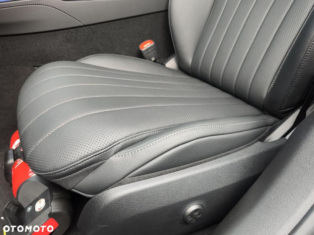 Mercedes-Benz Klasa E - 11