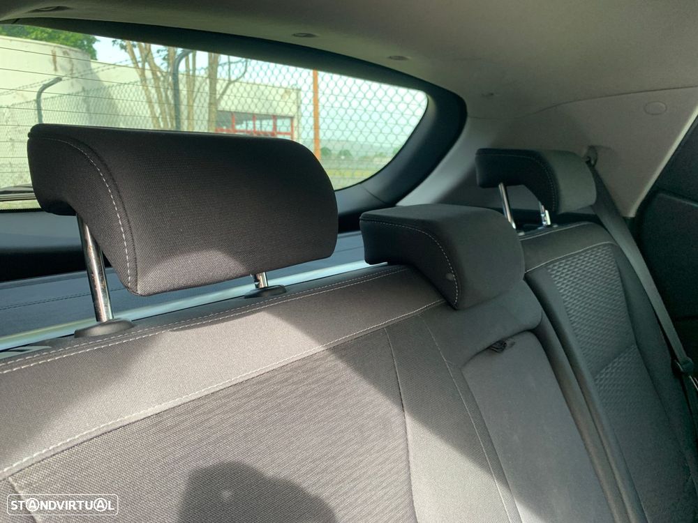 SsangYong Tivoli - 15