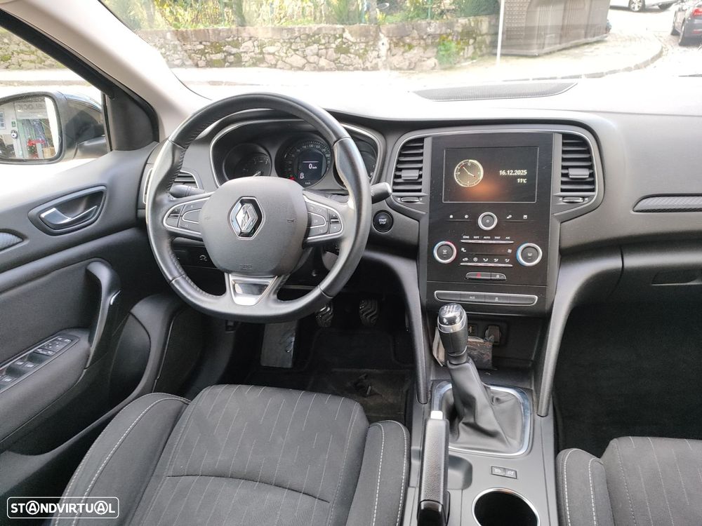 Renault Mégane 1.5 Blue dCi Limited - 10