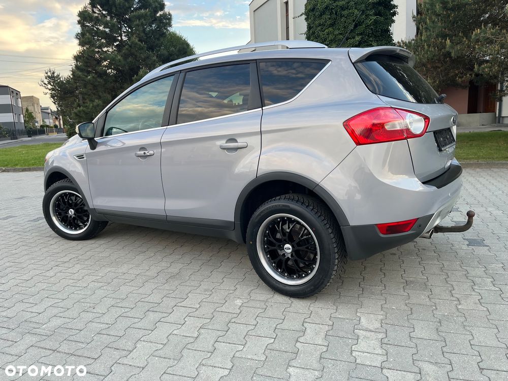 Ford Kuga 2.0 TDCi 4x4 Titanium - 34