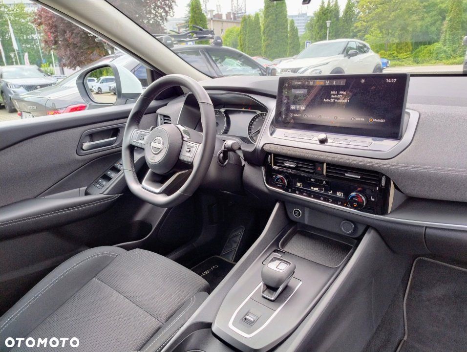 Nissan Qashqai - 11